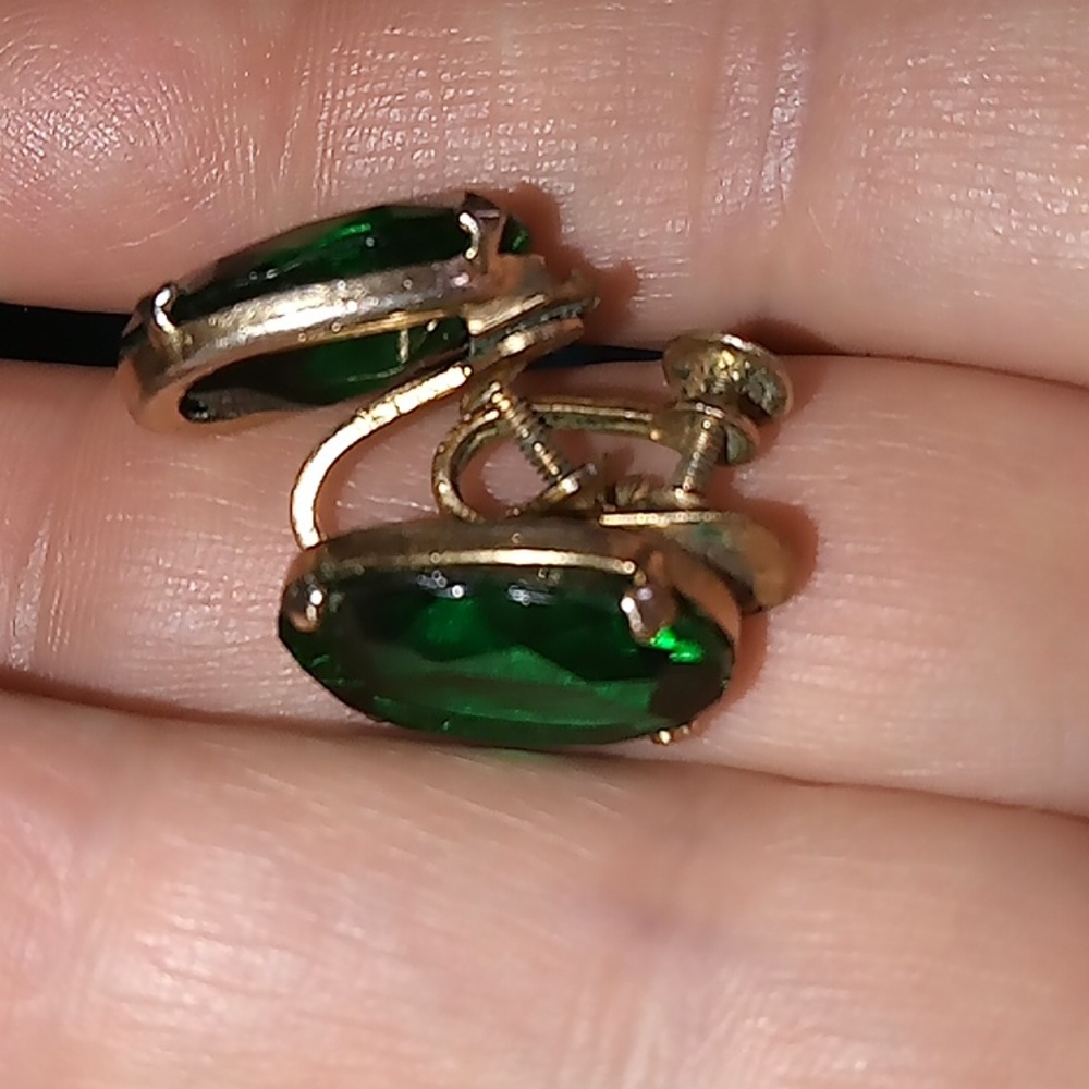 Elegant Antique Screw On Green Gemstone Earrings